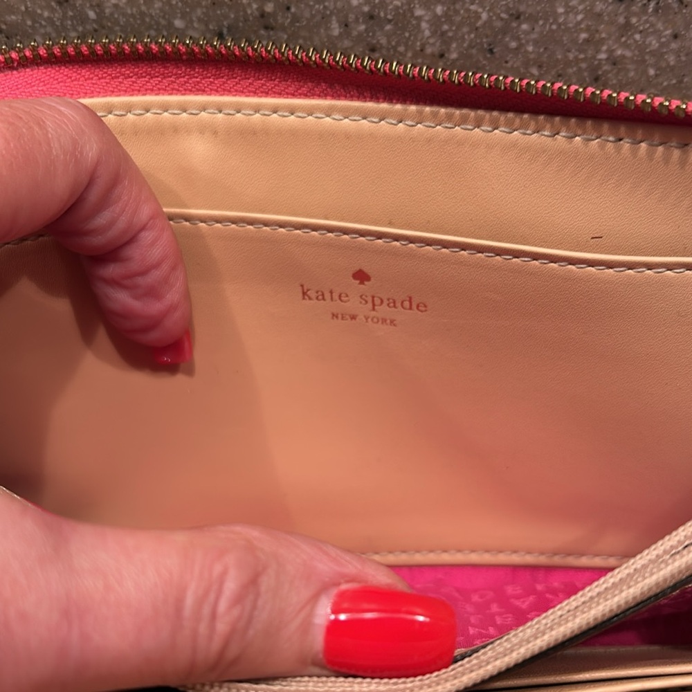 ❤️FINAL PRICE Kate Spade Layton Wellesley Neon Pink Leather Wristlet WLRU1779 - Picture 12 of 14